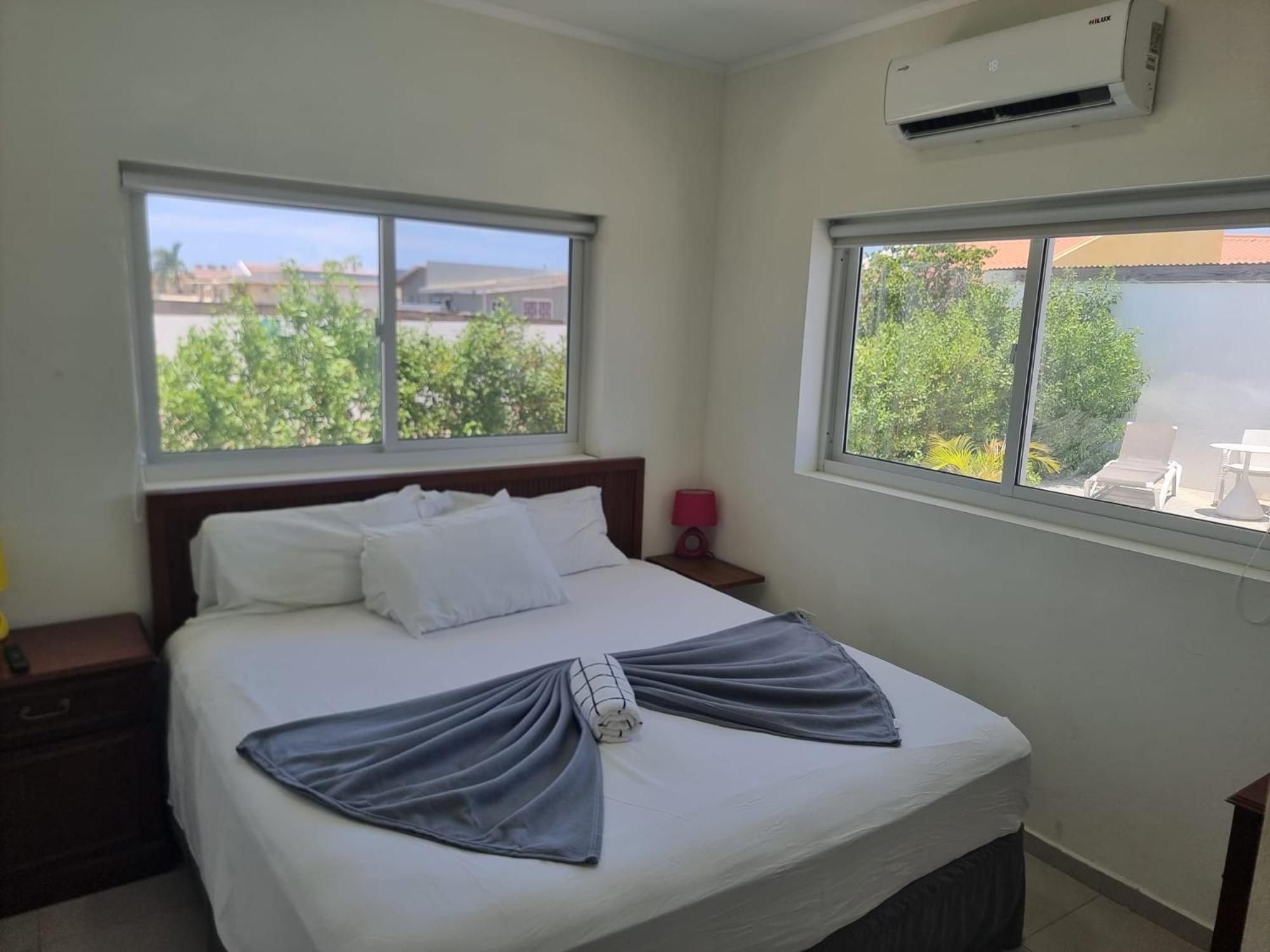 Ocean Breeze Apartments In Aruba Oranjestad Exterior foto
